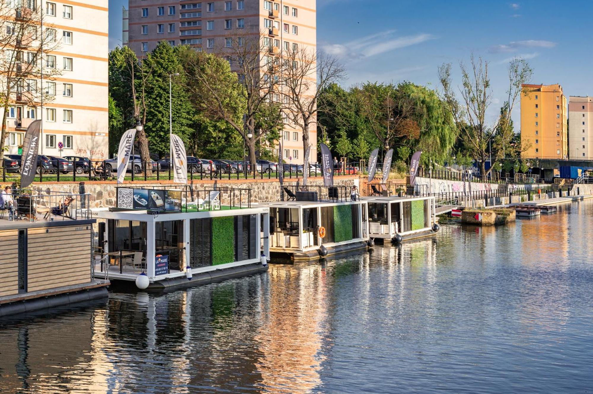 Domy Na Wodzie - La Mare Motlava Houseboats With Sauna By Downtown Apartments Gdansk Exterior photo
