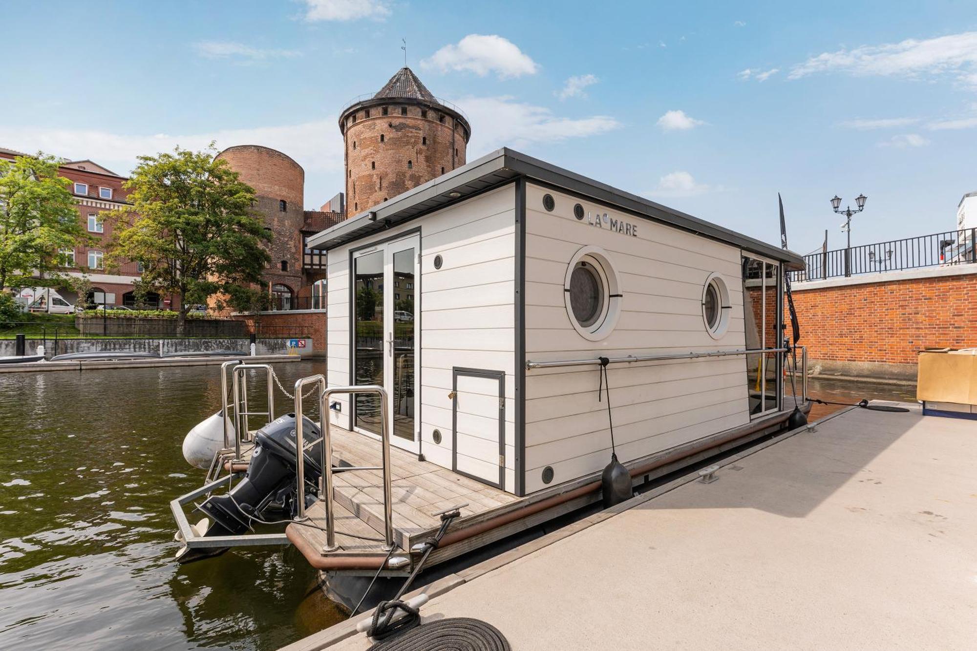 Domy Na Wodzie - La Mare Motlava Houseboats With Sauna By Downtown Apartments Gdansk Room photo